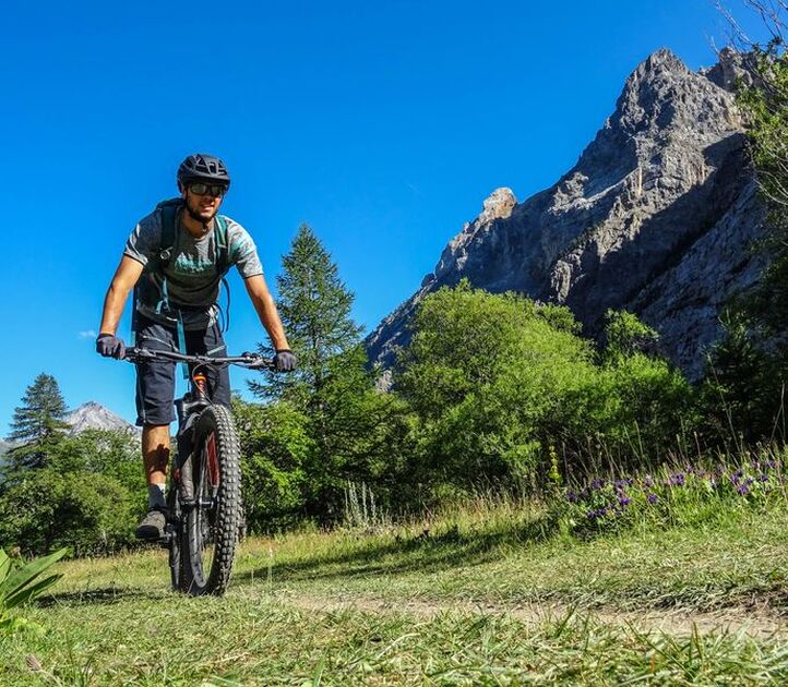 © tour de la vallée étroite Névache - X.Buffet CCB