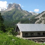 Terzo alpini névache vallée étroite