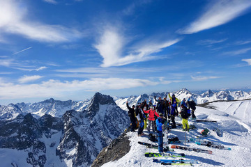 © REJOINDRE UN GROUPE FREERIDE - ©snowlegend