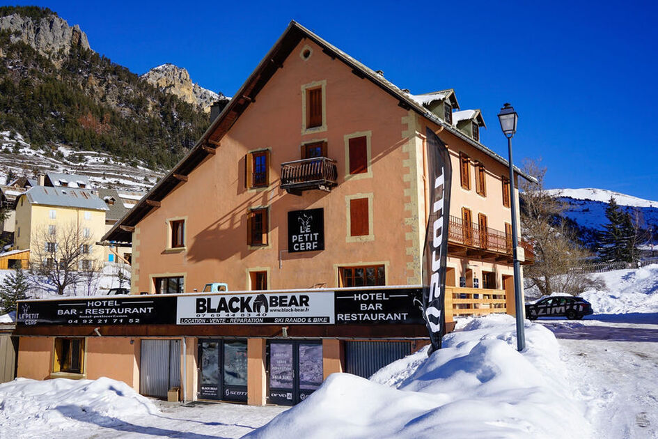 © Black Bear Ski Bike Shop - Le Petit Cerf Lodge