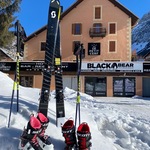 © Location de skis de randonnée Cervières - Black Bear Ski Bike Shop