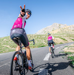 © Rassemblement de cyclistes - Cols réservés - Alpes Photographies