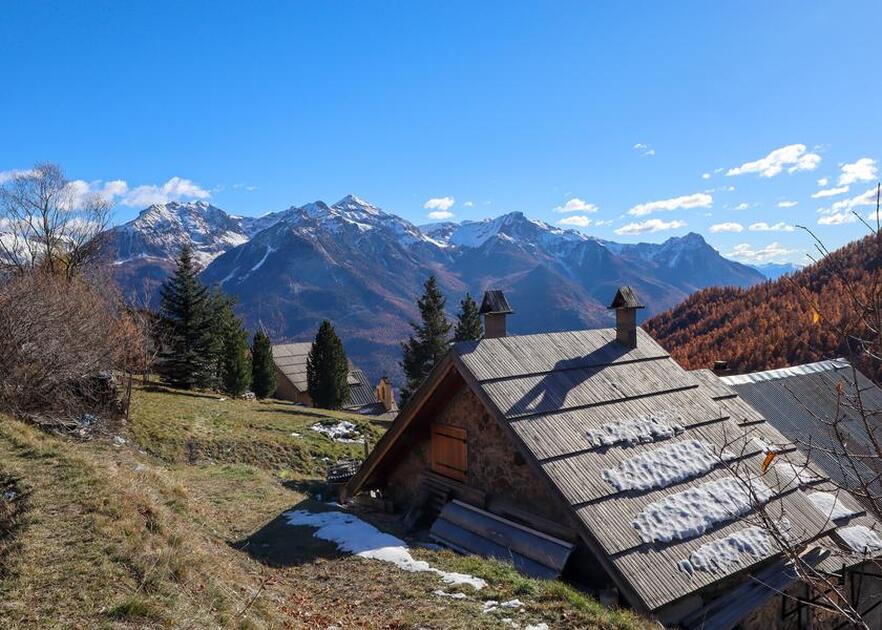 © Hameau des Combes - S.MORATTEL