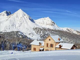 © Refuge Napoléon en hiver - T.Blais