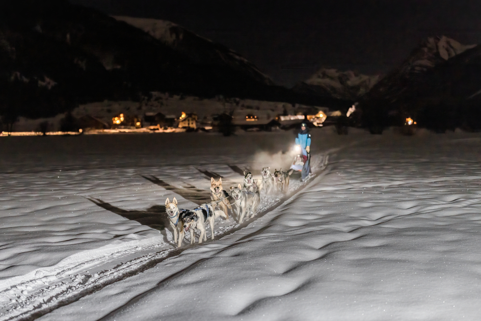 © Baptême en traîneau à chiens - L'Empreinte nordique_Val-des-Prés - Thibaut Blais