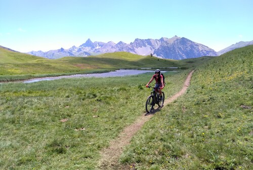 VTT facile : découverte des meilleurs sentiers Briançonnais avec Azimut