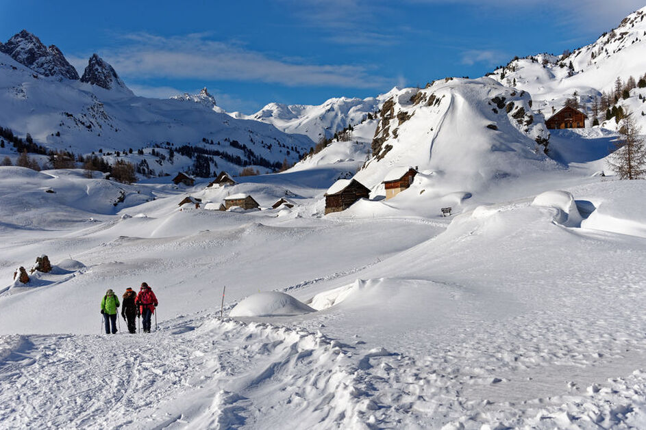 © Ski de randonnée nordique - ESF Névache - M.Ducroux