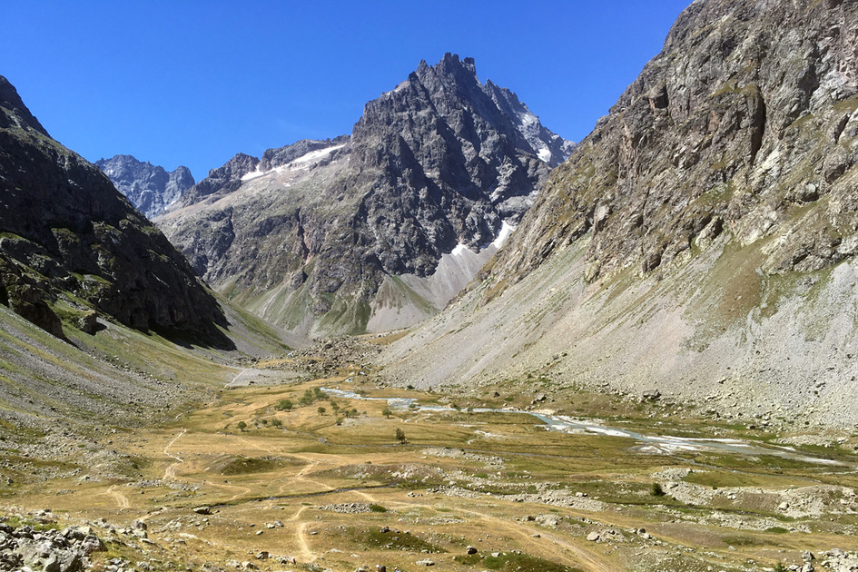 © Vue sur le plan de l'Alpe de Villar d'Arène - J. Selberg
