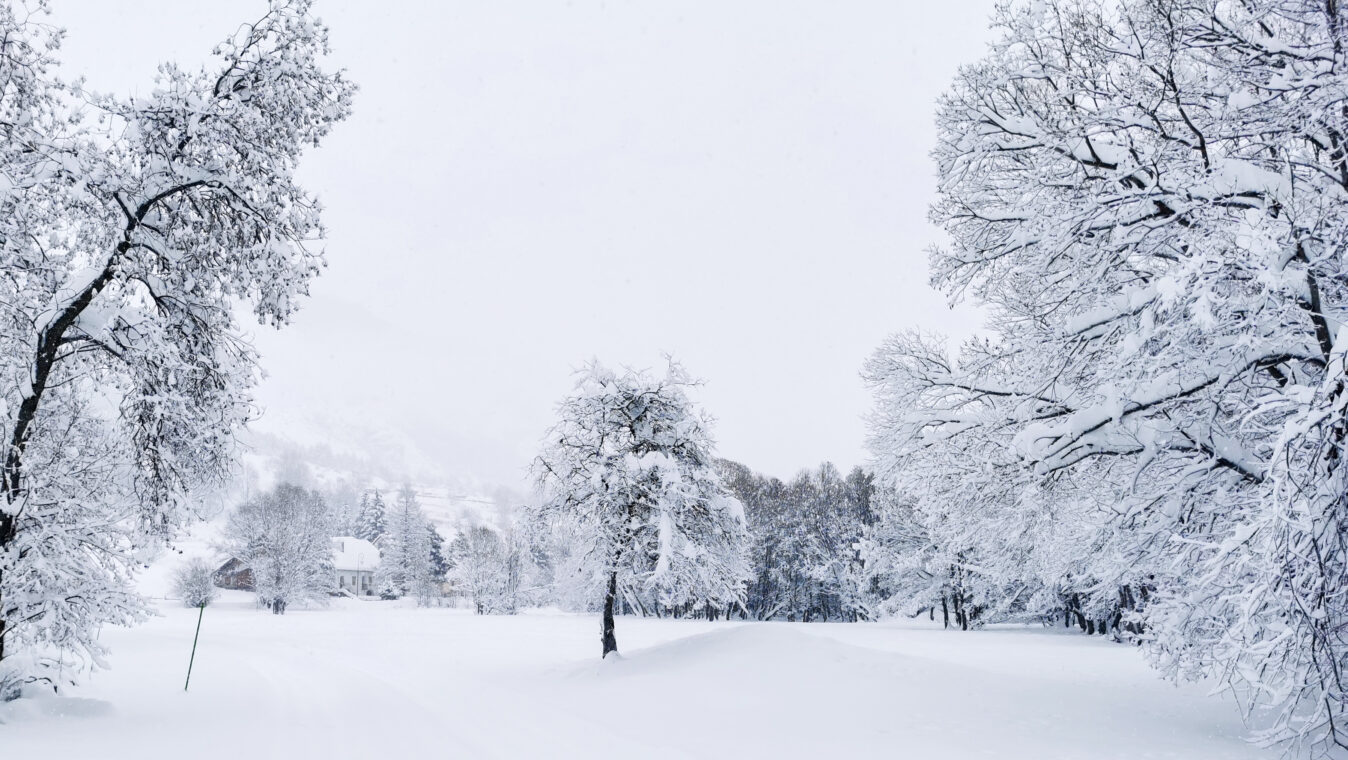 Premières Neige - Village Névache ©S.Morattel (3)